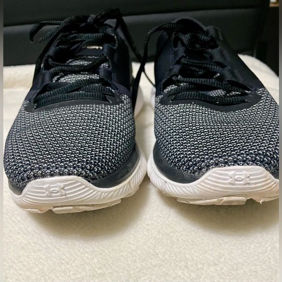 Under Armour Running Shoe.  Strong Perform Fortis 2. Good Condition. - Picture 7 of 8